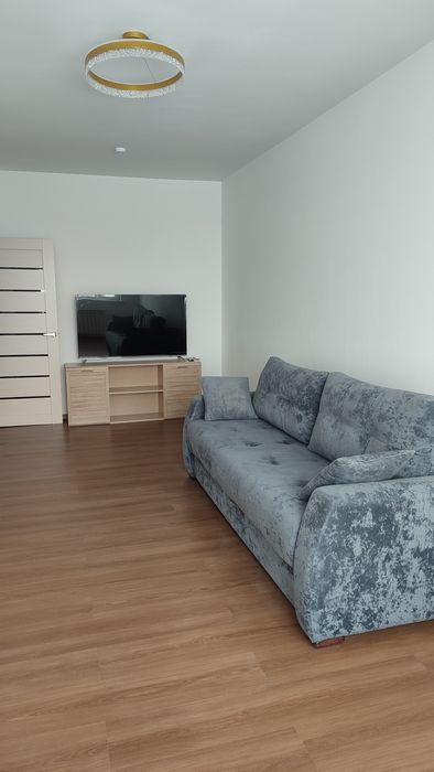 Сдается 2 ух комнатная квартира