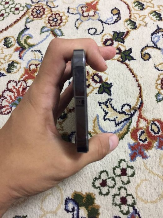 Iphone 12 pro sotiladi