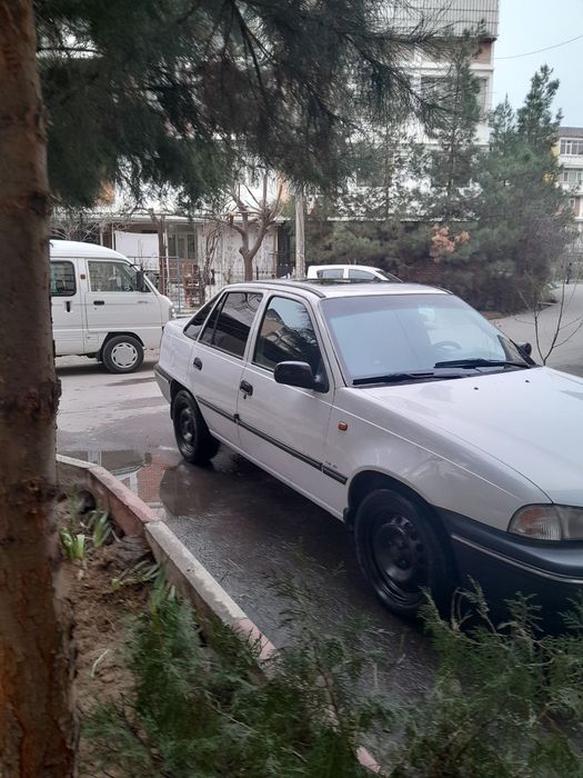 Продаётся нексия1