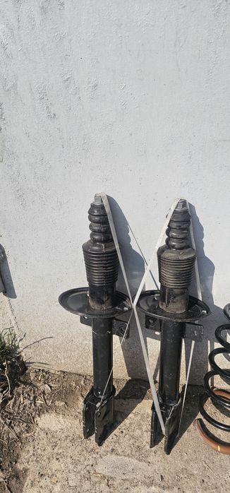 Пружины и амортизаторы Renault Duster, Kapture,Terrano