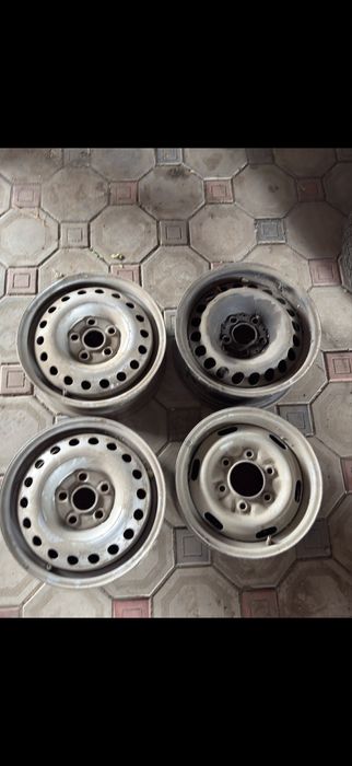 Продам б/у Шины диски