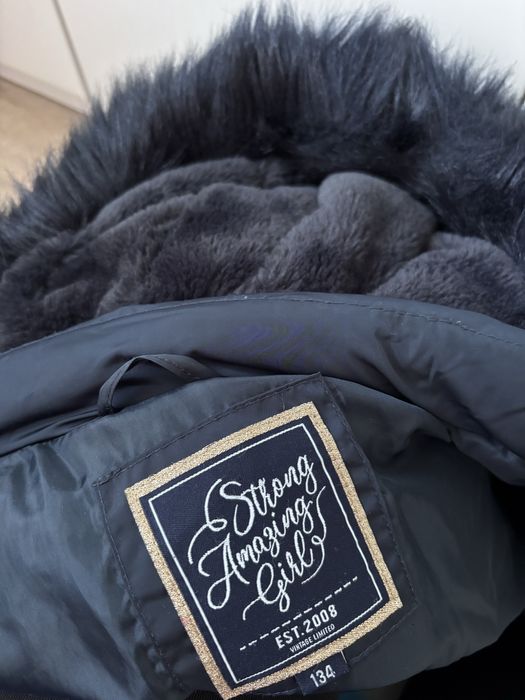 Geaca fete marimea 134