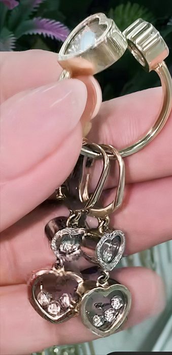 Золото с бриллиантами...