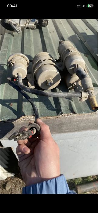 Запчасти на мерседес 124