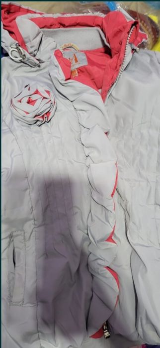 Весенняя куртка пальто