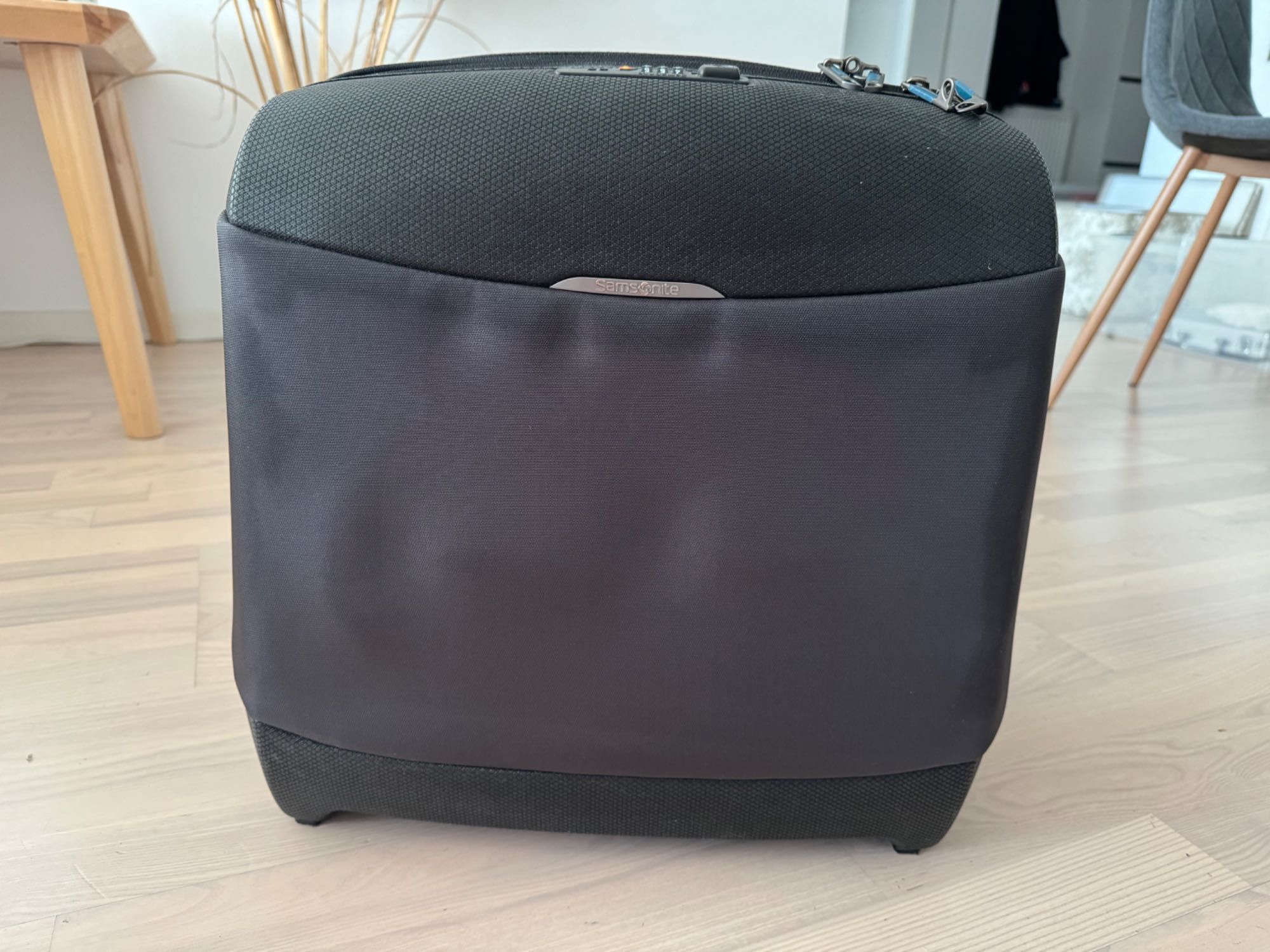 Samsonite Lite Sphere Hardside Business trolley Bucuresti Sectorul 1 OLX.ro