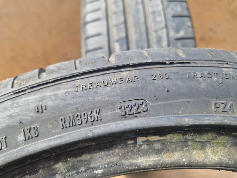 2 Pirelli R21 255/40 Летни гуми  DOT3223