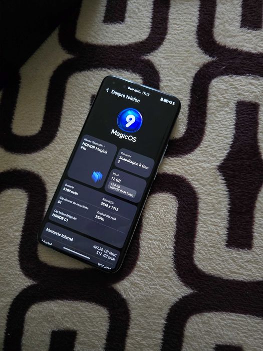 Honor Magic 5 Pro 512 cu 12 GB ram Snapdragon 8 Gen 2