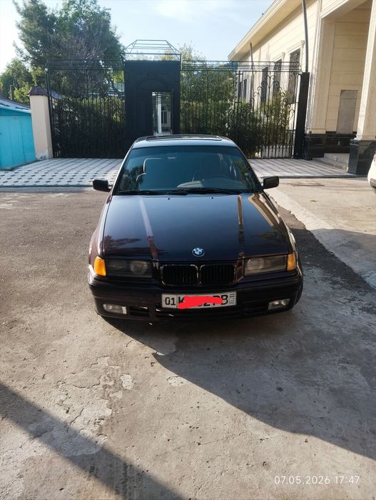 Срочно продам БМВ 318