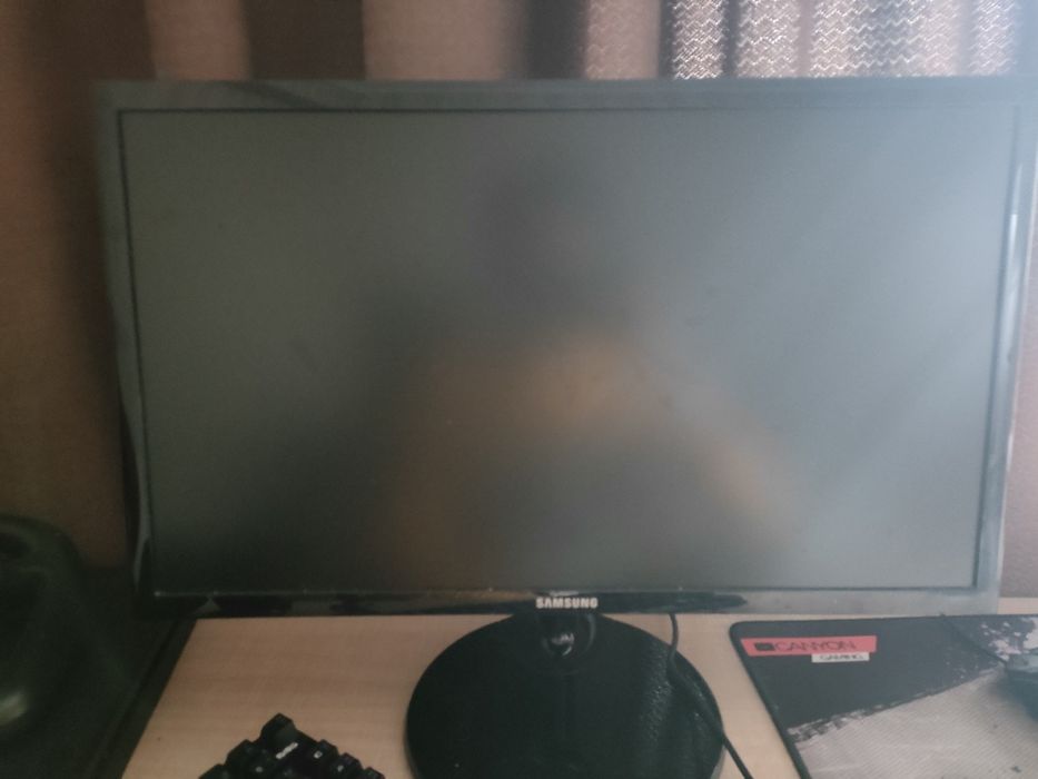 Монитор Самсунг 60гц