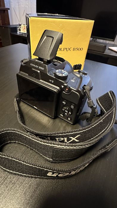 Aparat foto compact Nikon Coolpix B500, 40x zoom optic, full hd movie