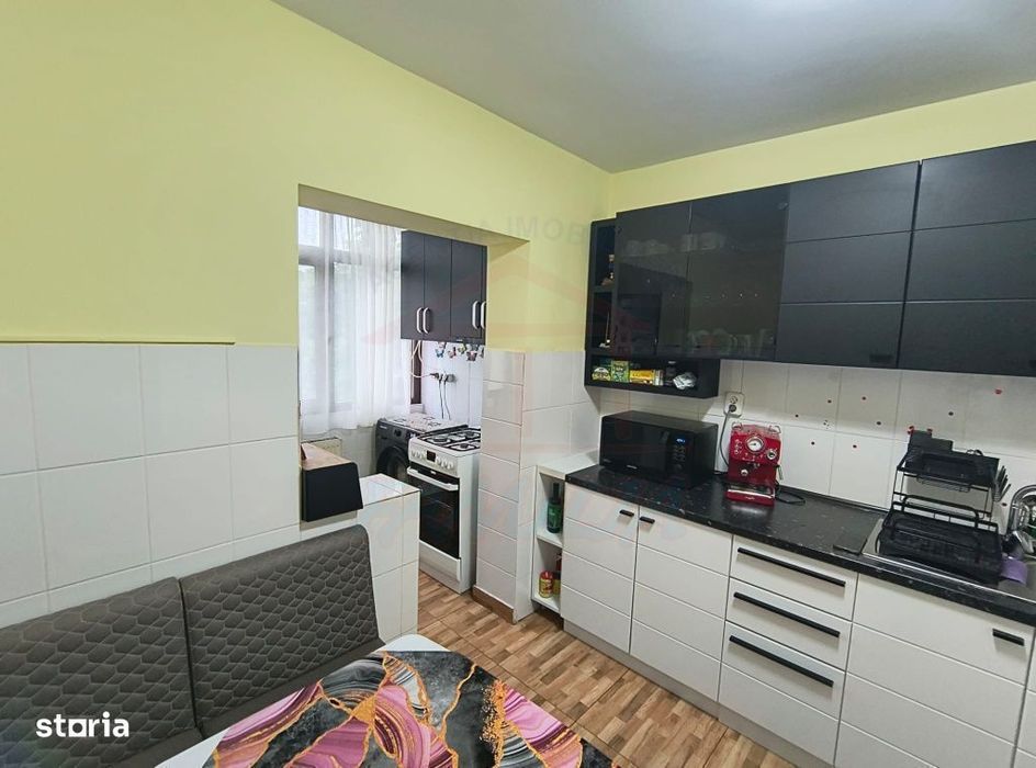 Vanzare apartament 3 camere, Micro 16, 70 mp, 82.500 EURO