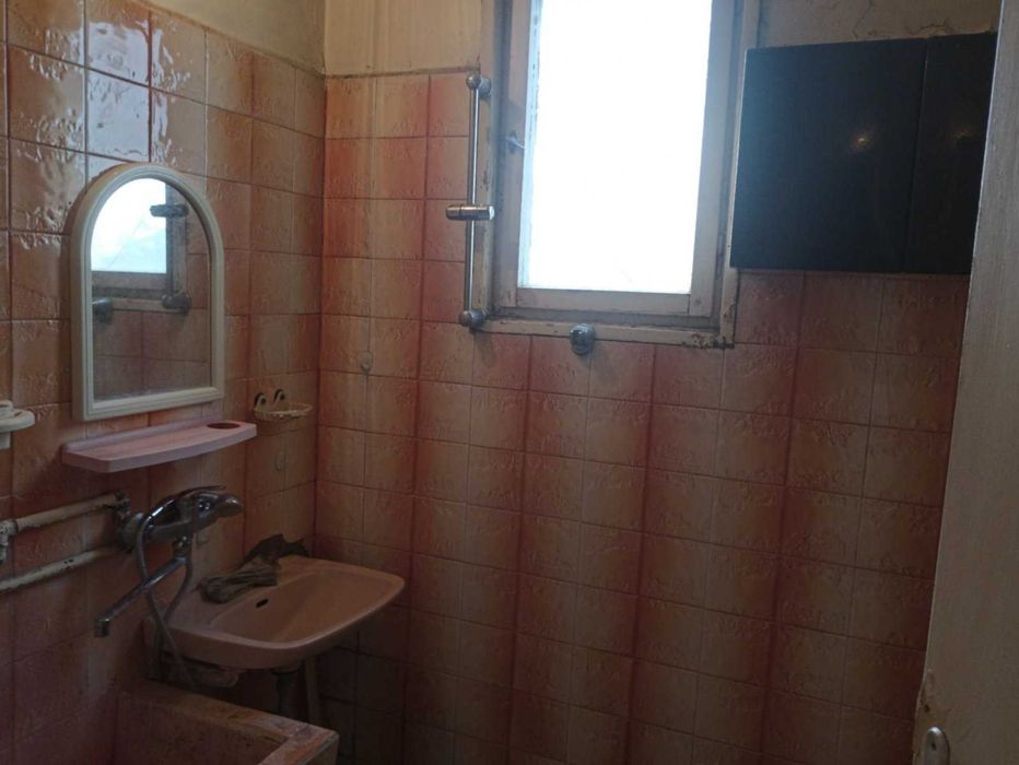 Продава се Тристаен апартамент в Пловдив, Христо Смирненски - 81 кв.м за 1167 €/кв.м - Снимка #12