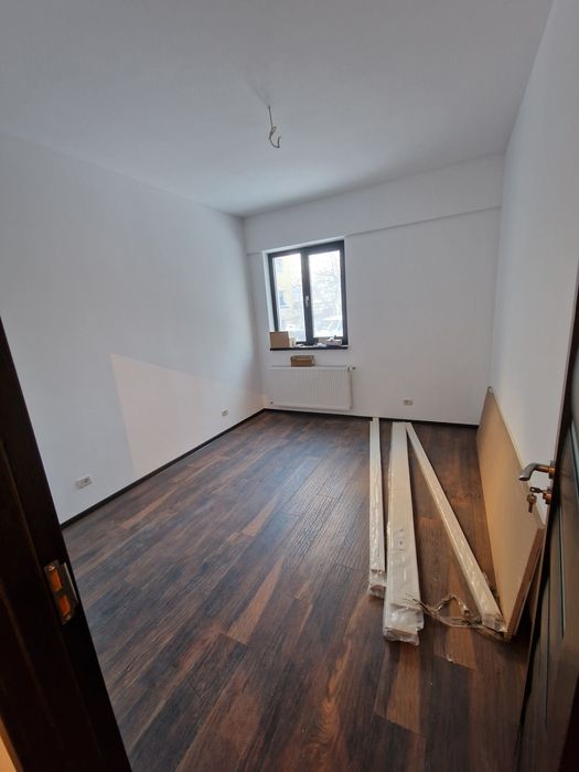 Apartament 58 mp West Side Complex