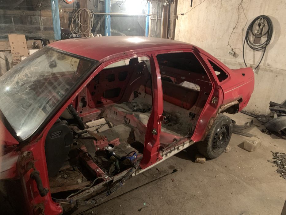 Опель вектра на разбор срочна