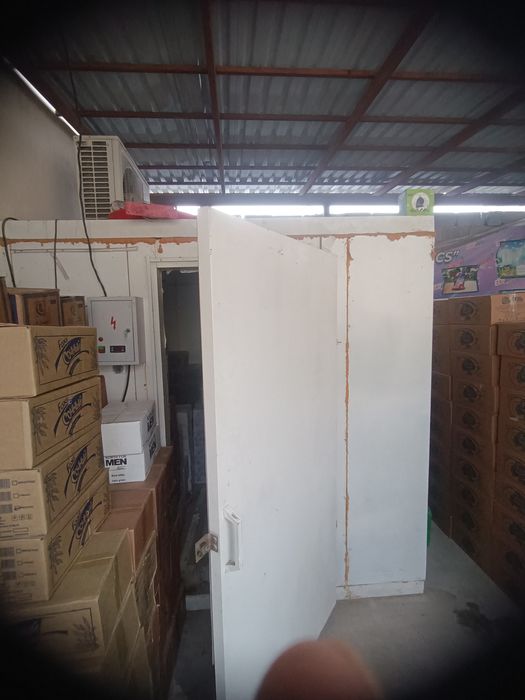 Холодильник сотилади 2.5#2.5