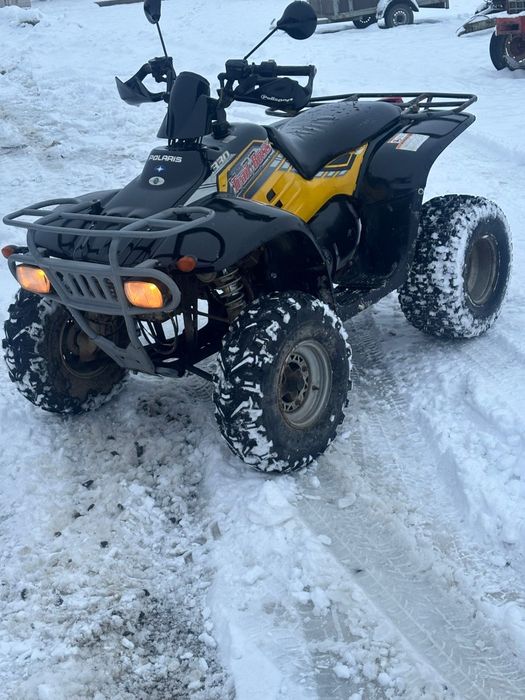 Vând atv polaris 330cc