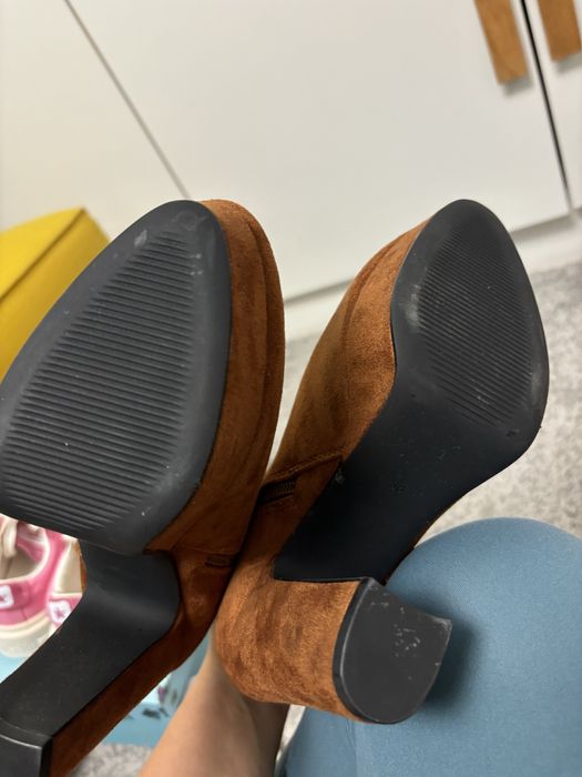 Botine noi 36 Anna Field