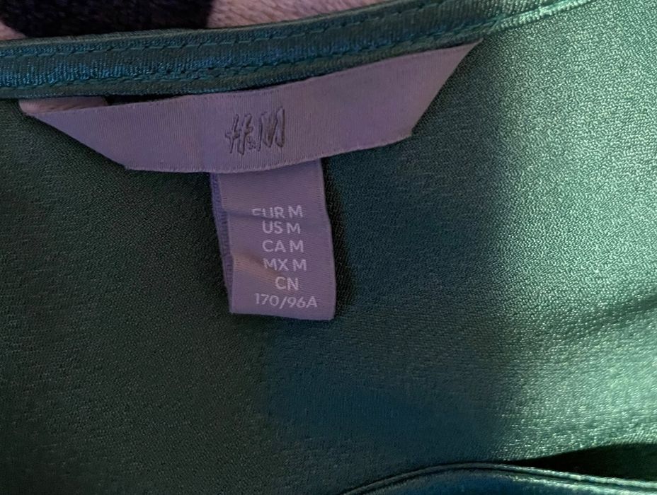 Bluza dama H&M din Satin,Preț redus!