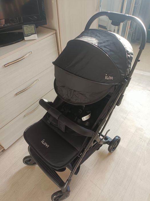 Продам новую коляску