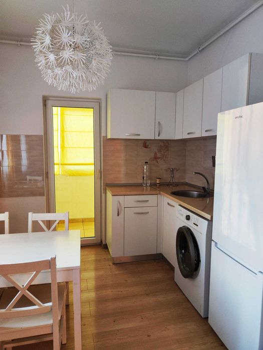 Închiriere  apartament 3 camere zona Rezidențial 9 Mai
