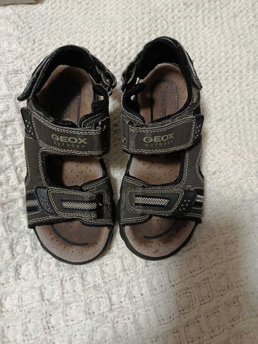 Сандали  clarks 29 номер, geox 31 номер