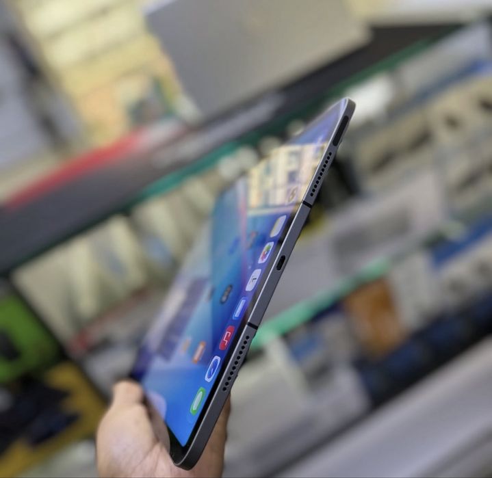 IPad 12.9 5th Generation M1 512Gb + Celular