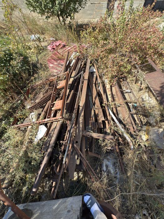 Советское железо, трубы и металл для стройки