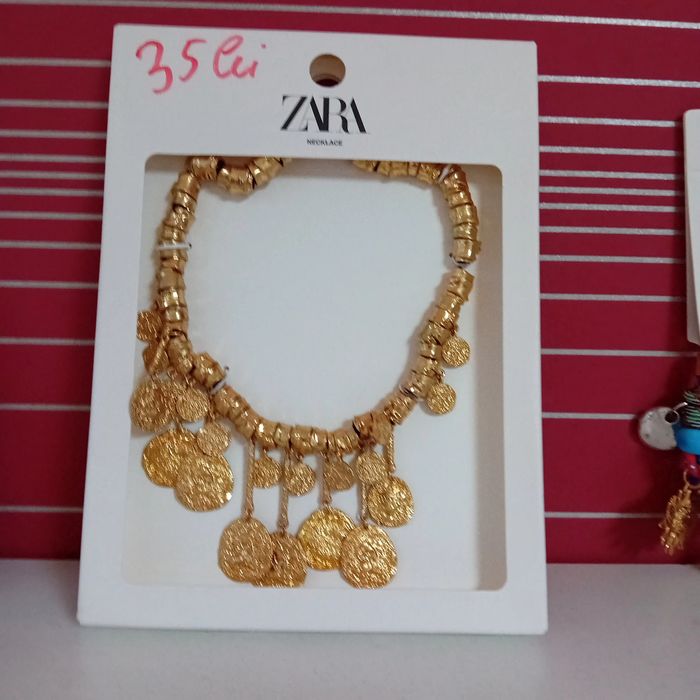 Gablonturi dama noi cu eticheta