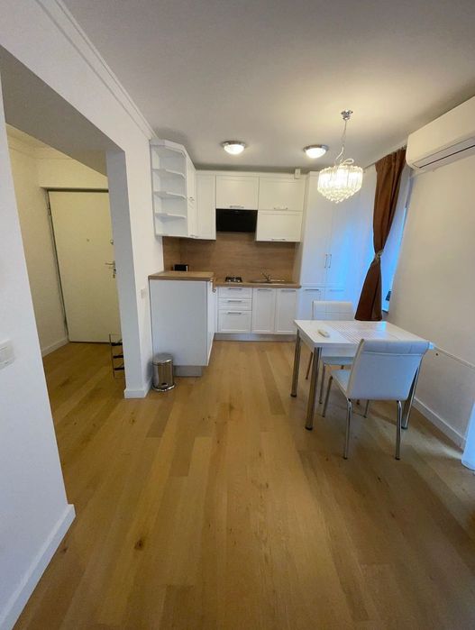 Proprietar, inchiriez garsoniera central.