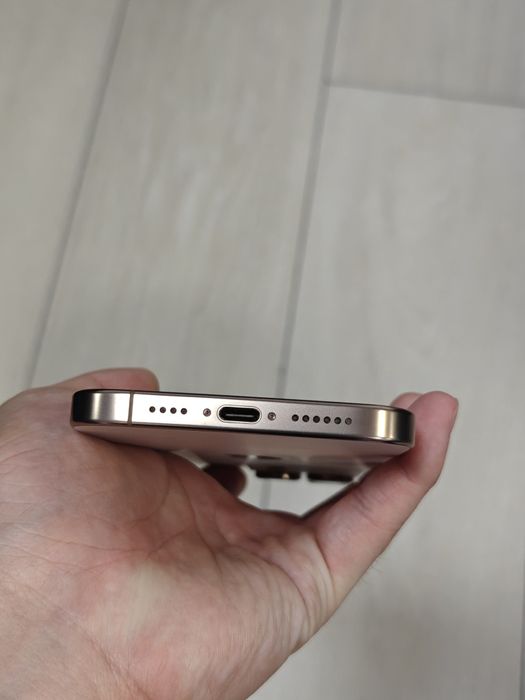 iPhone 16 Pro Max || на гарантии