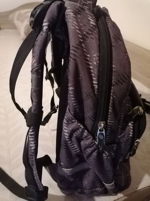 Ученическа раница Pulse с подаръци