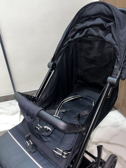 Продается коляска б/у 25 000тг