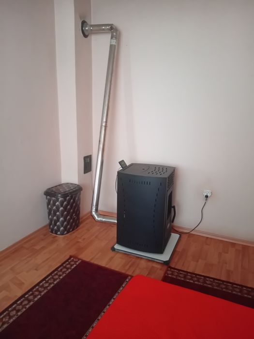 Продавам Апартамент