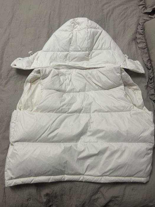 Елек Calvin Klein