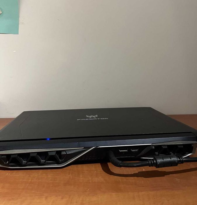 Acer Predator Helios 500 (в родной коробке)