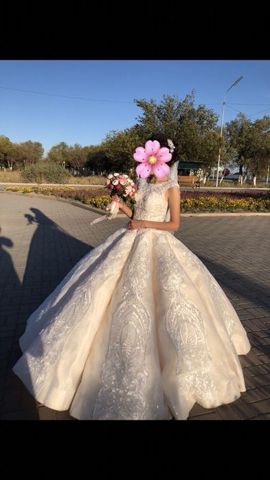 Продам свадебное платье