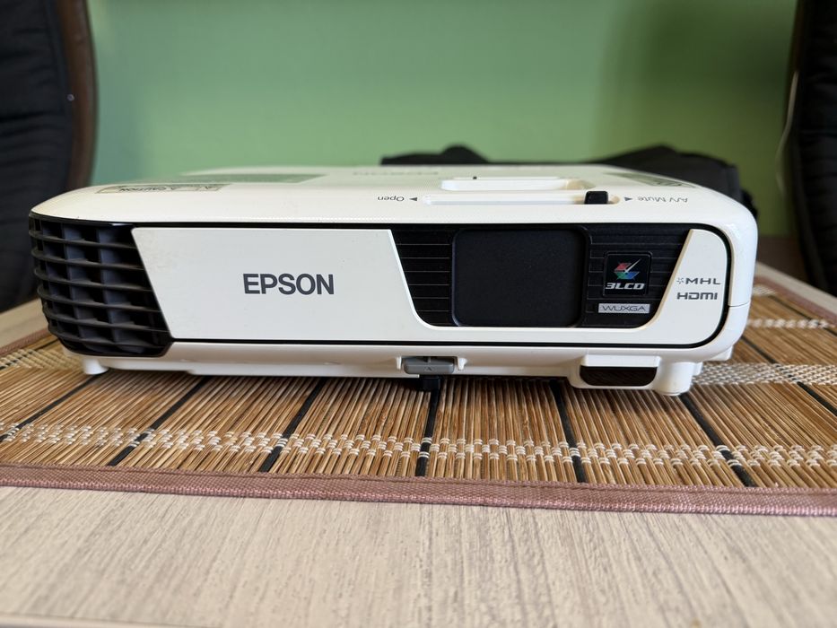 Videoproiector  Epson