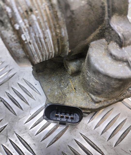 Clapeta acceleratie   3.0 TDI  4E0145950C Audi A4 B7 seria