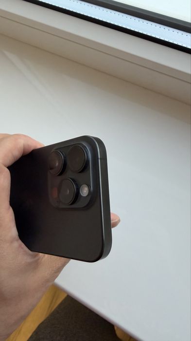 iPhone 15 pro 128 ГБ Black Titanium (Чёрный титан)