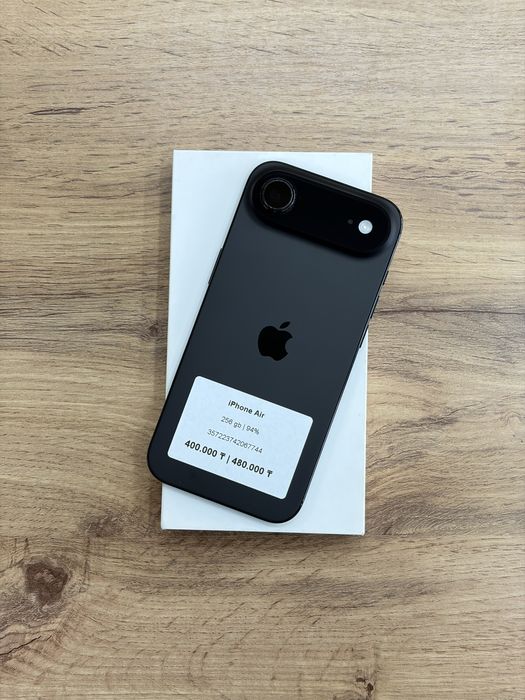 iPhone Air 256 gb 94% | iStatus store