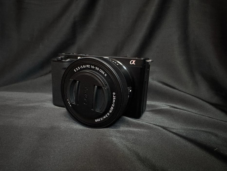 Sony ZV-E10.