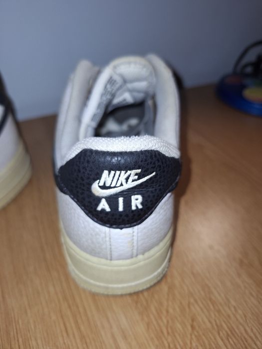 Nike Air Force 1 (Alb-Negru) 40,5