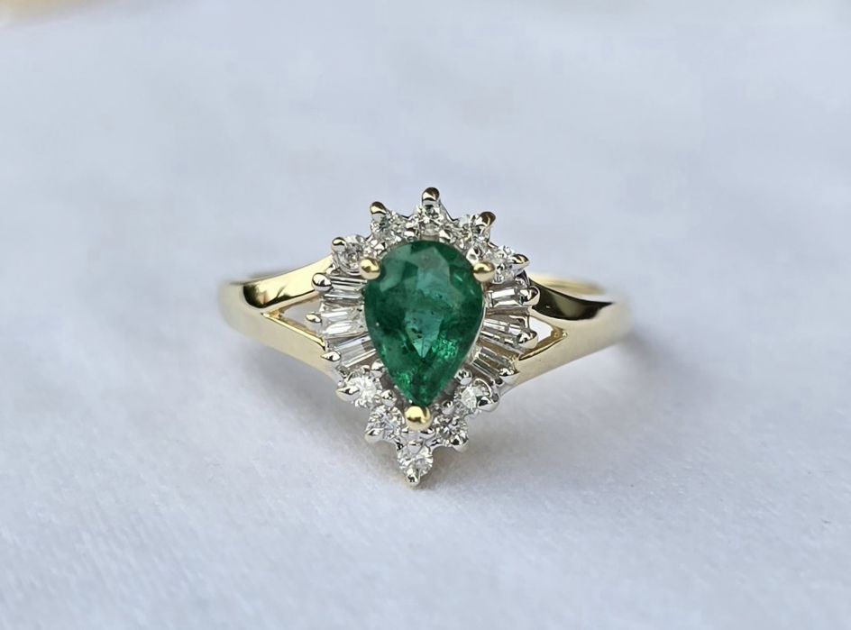 Inel din aur galben 14k cu smarald și diamante naturale