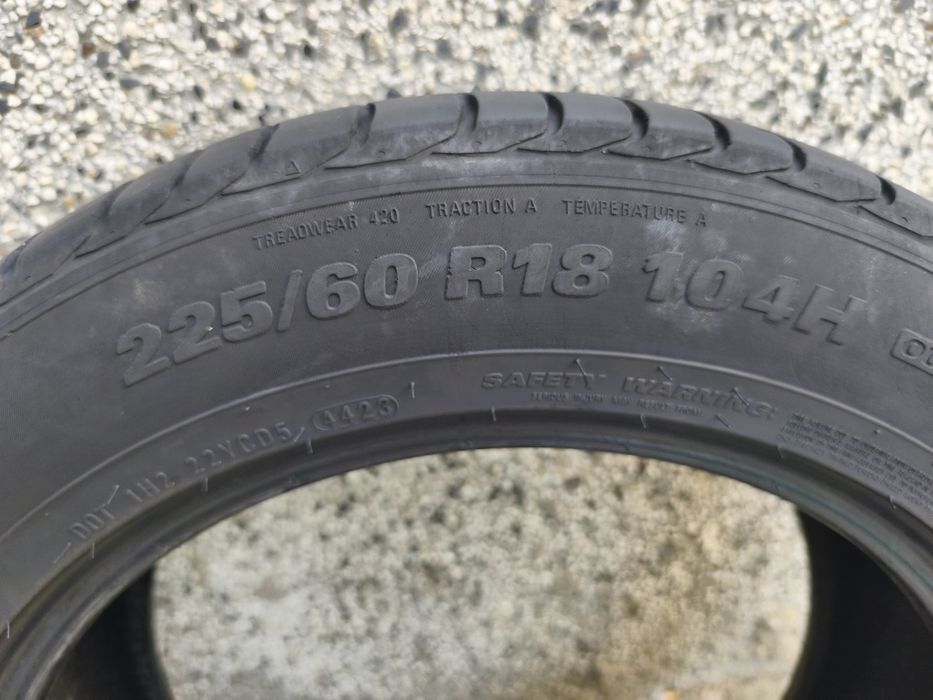 Летни гуми KUMHO 225/60 R18 в много добро състояние