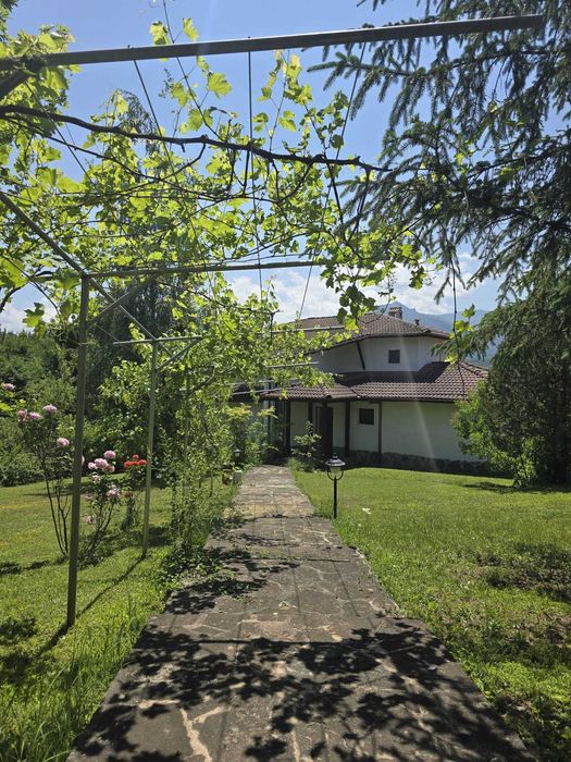 Продава се Къща в София, Слатина - 250 кв.м за 1400 €/кв.м - Снимка #21