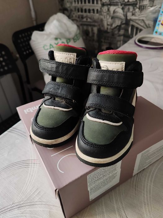 Продам ботиночки на весну/осень