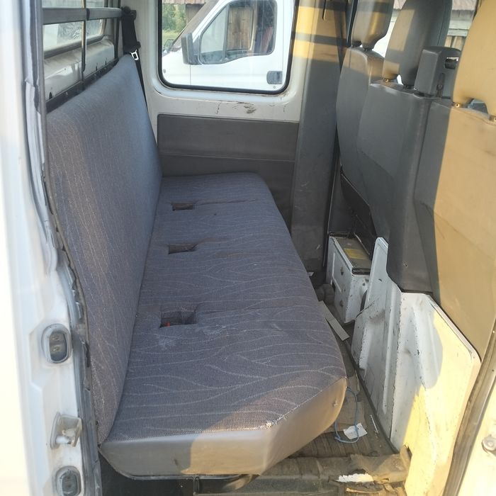 Vând Mercedes sprinter