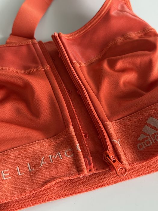 Bustiera Adidas x Stella McCartney noua