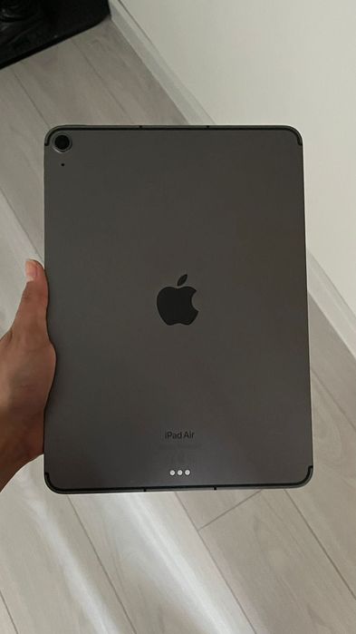 iPad Air 5 (256GB) + Apple Pencil 2